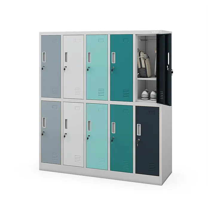 Jan Nowak Schulschrank BARTUS, 150x136x45 cm, Grau/Blau/Dunkelblau -  - Mehrfarbiger Metallspind mit 8 Fächern, eines offen mit Rucksack und Schuhen.