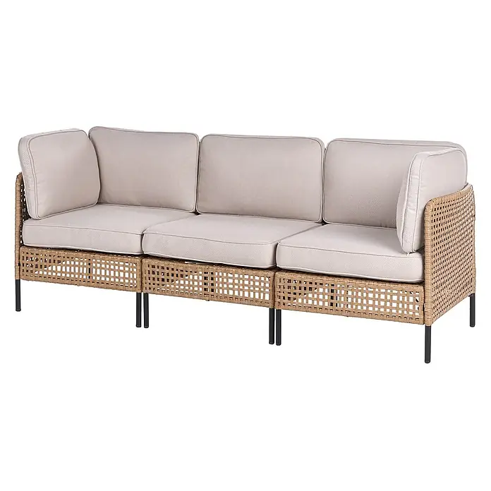 7-tlg Lounge Set OMEGANA in Beige/Schwarz -  - Dreisitzer-Outdoor-Sofa mit braunem Korbsockel und hellbeigen Kissen.