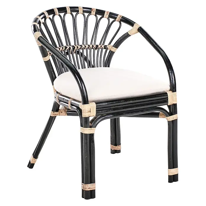 3-tlg Bistro Set PECORINI in Schwarz/Braun/Weiß -  - Gebogener schwarzer Rattan-Sessel mit natürlichen Bindungen und einem weißen Sitzkissen.