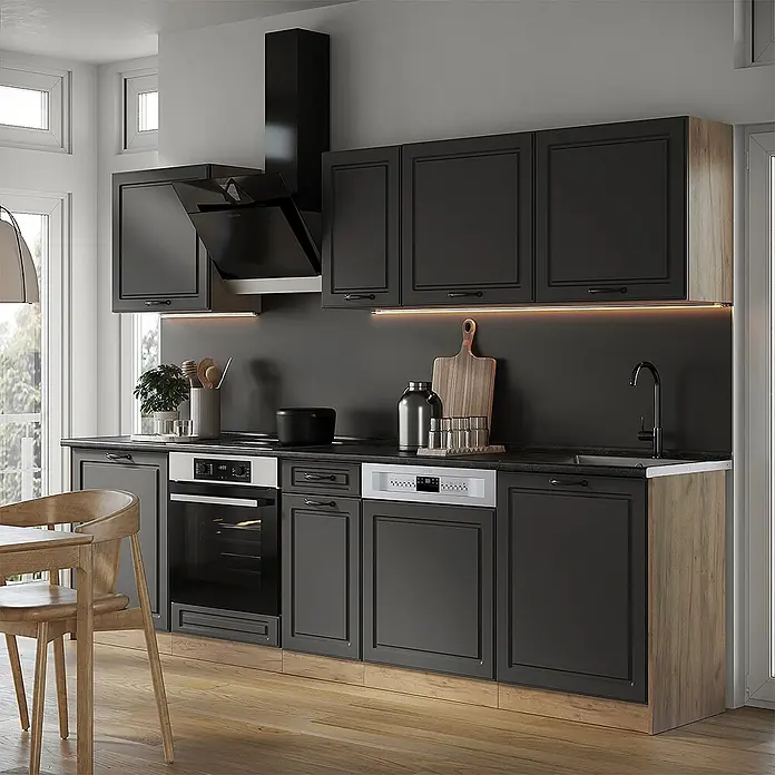 Küchenzeile R-Line 280 cm Anthrazit Landhaus Art.-Nr. 67913 -  - Moderne dunkelgraue Küche mit schwarzen Einbaugeräten, Unterschrankbeleuchtung und hellen Holzdetails.