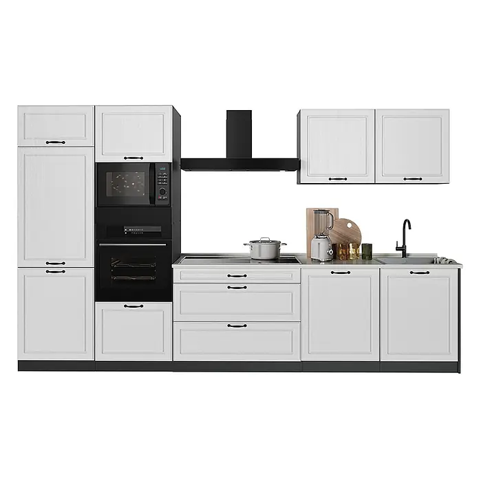 Küchenzeile R-Line 340 cm Weiß Landhaus Art.-Nr. 68046 -  - Weiße moderne Küchenzeile mit schwarzen Griffen, integriertem schwarzen Backofen, Mikrowelle, Kochfeld, Dunstabzugshaube und Spüle.