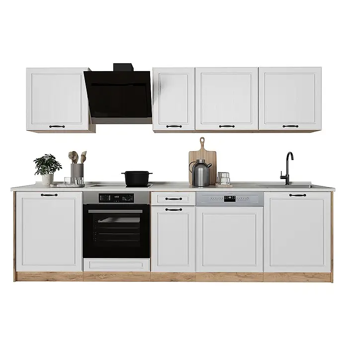 Küchenzeile R-Line 280 cm Weiß Landhaus Art.-Nr. 67917 -  - Weißes Küchenset mit heller Holzbasis, integriertem Backofen, Kochfeld, Spüle und Geschirrspüler, schwarzen Griffen und Dunstabzugshaube.