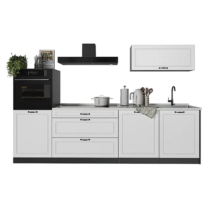 Küchenzeile R-Line 280 cm Weiß Landhaus Art.-Nr. 67977 -  - Weiße Küchenschränke mit schwarzen Griffen, einem schwarzen Backofen und einer schwarzen Dunstabzugshaube, mit dunkler Arbeitsplatte, Spüle und Kochfeld.