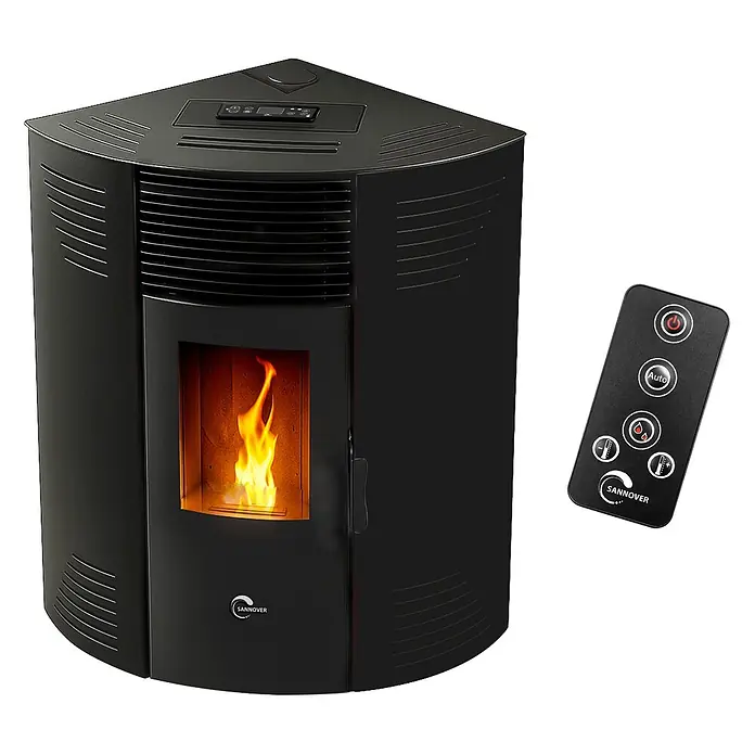 Sannover Eck - Pelletofen Iseos 12,2 kW Schwarz -  - Schwarzer Eck-Pelletofen mit sichtbaren Flammen und schwarzer Fernbedienung. Obere Bedienfeld vorhanden.