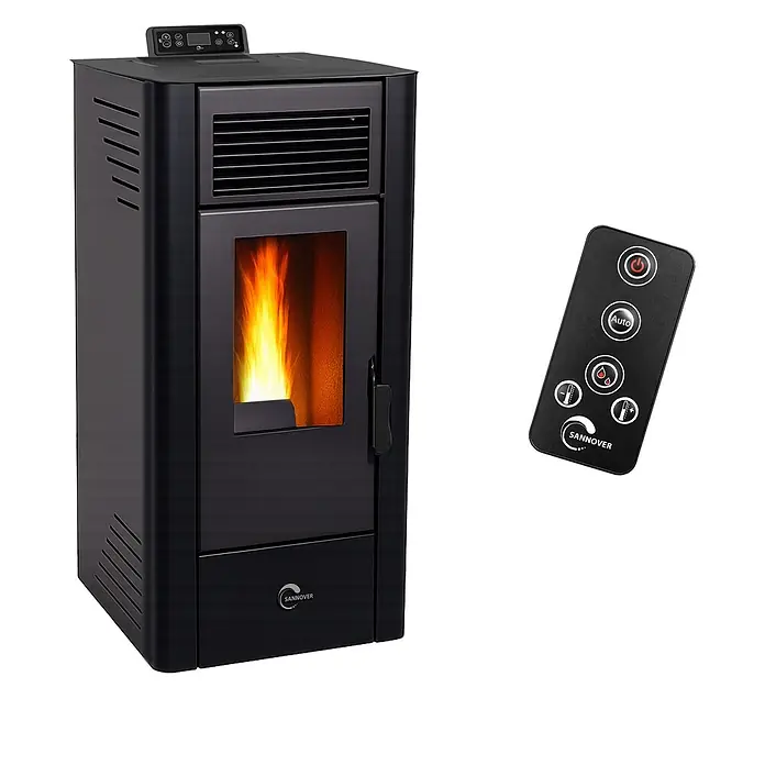 Sannover Pelletofen Anita 11,6 kW Schwarz -  - Schwarzer Pelletofen mit sichtbarer Flamme und passender schwarzer Fernbedienung.