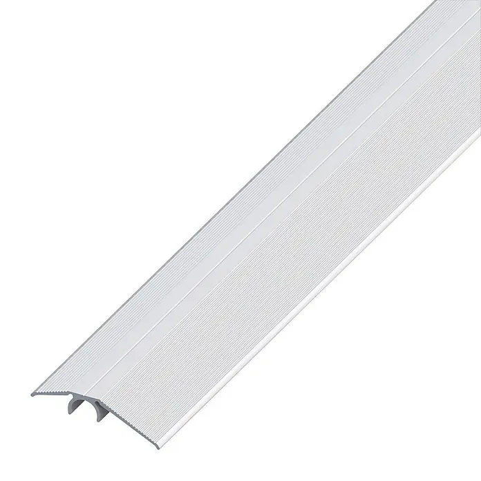 Übergangsprofil - Aluminium, Silber - Bild einer silbernen Übergangsleiste für den Innenbereich, ideal zum Verbinden von Bodenbelägen unterschiedlicher Höhe.