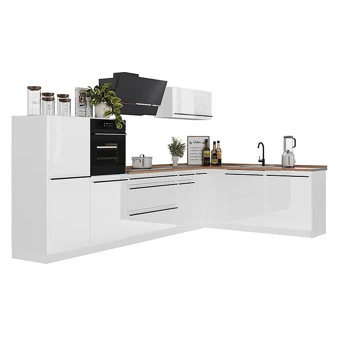Eckküche R-Line 347 cm Weiß Hochglanz Art.-Nr. 66864 -  - Moderne L-förmige Küche mit weißen Hochglanzschränken, Holzarbeitsplatte und schwarzen Geräten.