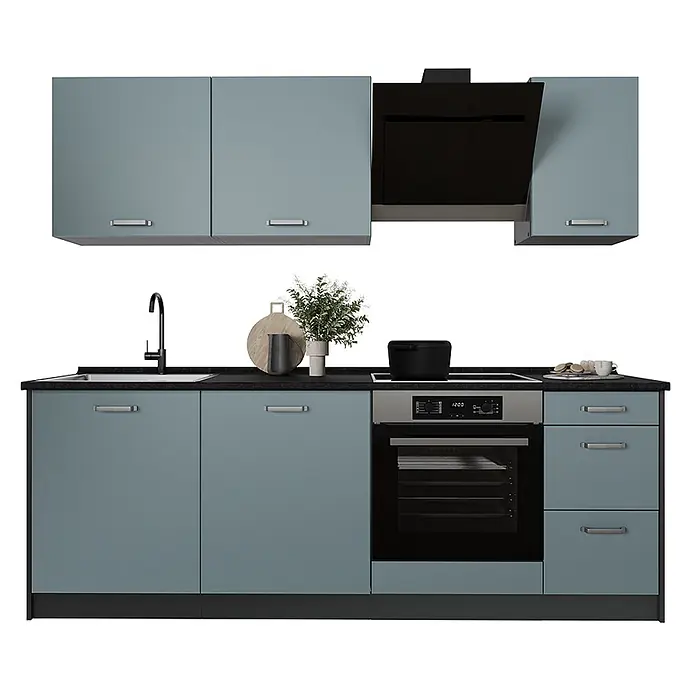 Küchenzeile R-Line 220 cm Blau-Grau Art.-Nr. 67070 -  - Modulare Küche in Blau-Grau mit schwarzer Arbeitsplatte, Spüle, integriertem Backofen und Dunstabzugshaube.
