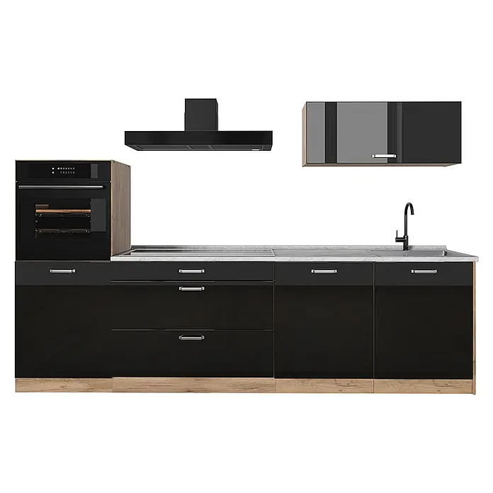 Küchenzeile R-Line 280 cm Schwarz Hochglanz Art.-Nr. 66491 -  - Moderne schwarze Küchenzeile mit Einbauofen, Dunstabzugshaube, Spüle und grauer Arbeitsplatte, mit Holzsockel.