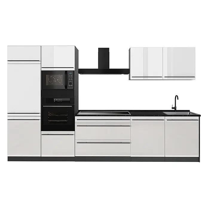 Küchenzeile R-Line 340 cm Weiß Hochglanz Art.-Nr. 66565 -  - Moderne weiße Küche mit schwarzen Geräten: Backofen, Mikrowelle, Kochfeld, Spüle und Kühlschrank.