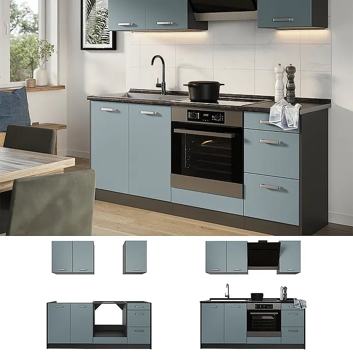 Singleküche R-Line 180 cm Blau-Grau Art.-Nr. 66983 -  - Kompakte Küchenzeile mit hellblau-grauen Schränken, dunkler Arbeitsplatte, Spüle, Backofen und Kochfeld in moderner Küche.