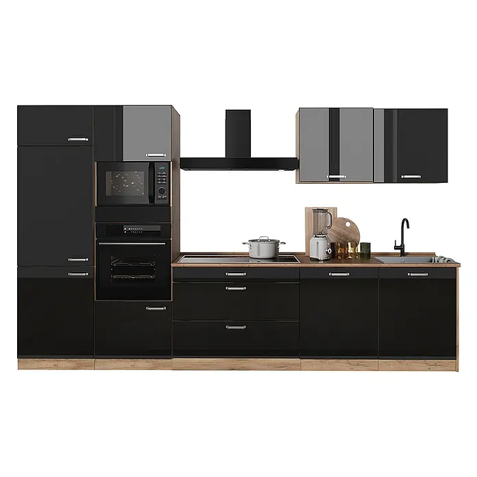 Küchenzeile R-Line 340 cm Schwarz Hochglanz Art.-Nr. 66580 -  - Moderne Küchenzeile mit schwarzen Hochglanzschränken, hellen Holzakzenten, Einbaugeräten und Spüle.