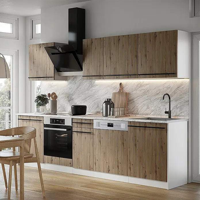 Küchenzeile R-Line 280 cm Artisan-Eiche Art.-Nr. 67177 -  - Moderne Küche mit geriffelten Holzschränken und integrierten Geräten, die einen warmen und funktionalen Raum bietet.