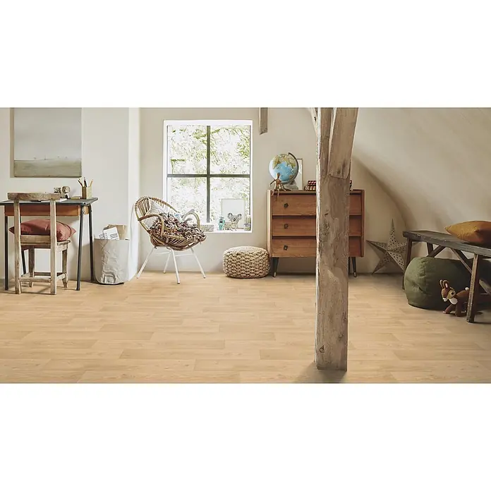 PVC-Boden Meterware Vinylboden 4m Diele Eiche hell -  - Heller Laminatboden in Holzoptik in einem rustikalen Raum, der eine natürliche und gemütliche Basis bildet.