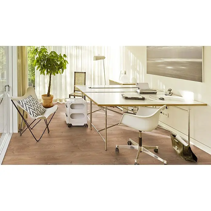 PVC-Boden Meterware Vinylboden 4m Holzoptik Diele Eiche natur -  - Hellbrauner Holzboden in einem hellen, modernen Home-Office.