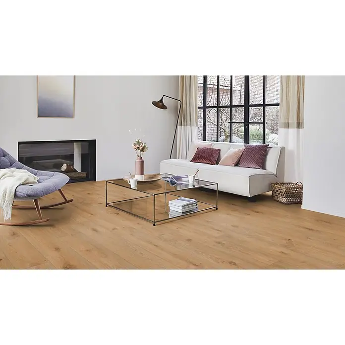PVC-Boden Meterware Vinylboden 2m Diele Eiche dunkel rustikal -  - Heller Holzboden in einem gemütlichen Wohnzimmer.