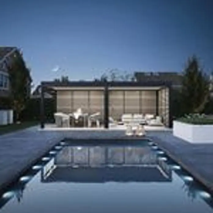 Seitenwand Lamellenwand Paneel für Weide Pergola Drehbar Holzoptik 93 cm -  - Zwei dunkel gerahmte Pergolen mit hellen Lamellenwänden schaffen schattige Wohn- und Essbereiche am Pool.