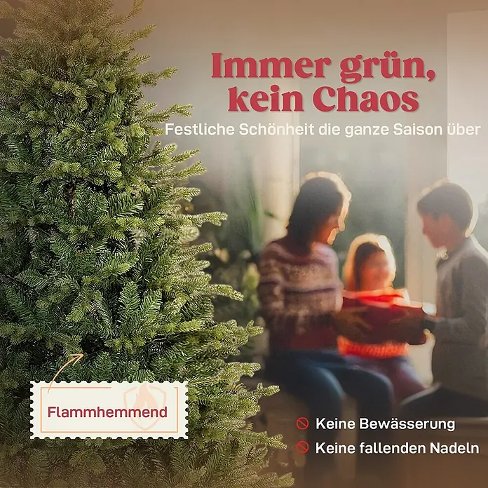HOMCOM-Weihnachtsbaum-100L x 100B x 180H cm-Grün -  - Ein üppiger, realistischer künstlicher Weihnachtsbaum in festlicher Umgebung, der das ganze Jahr über grüne Schönheit ohne Chaos verspricht.