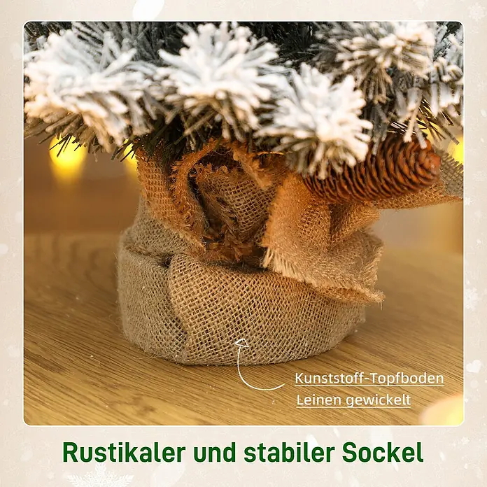 HOMCOM-Weihnachtsbaum-37L x 37B x 60H cm-Grün+Weiß -  - Ein rustikaler, mit Leinen umwickelter Sockel eines künstlichen Weihnachtsbaums mit stabilem Kunststoff-Topfboden und einem dekorativen Tannenzapfen.