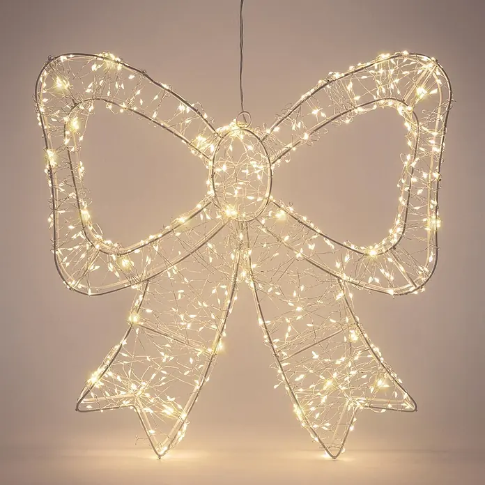 ECD Germany LED Weihnachtsschleife, Weihnachtsdeko Innen & Außen 48x46 cm -  - Eine große, weiß umrahmte Deko-Schleife mit warmweißen LED-Lichterketten, die an einem dünnen Draht hängt.