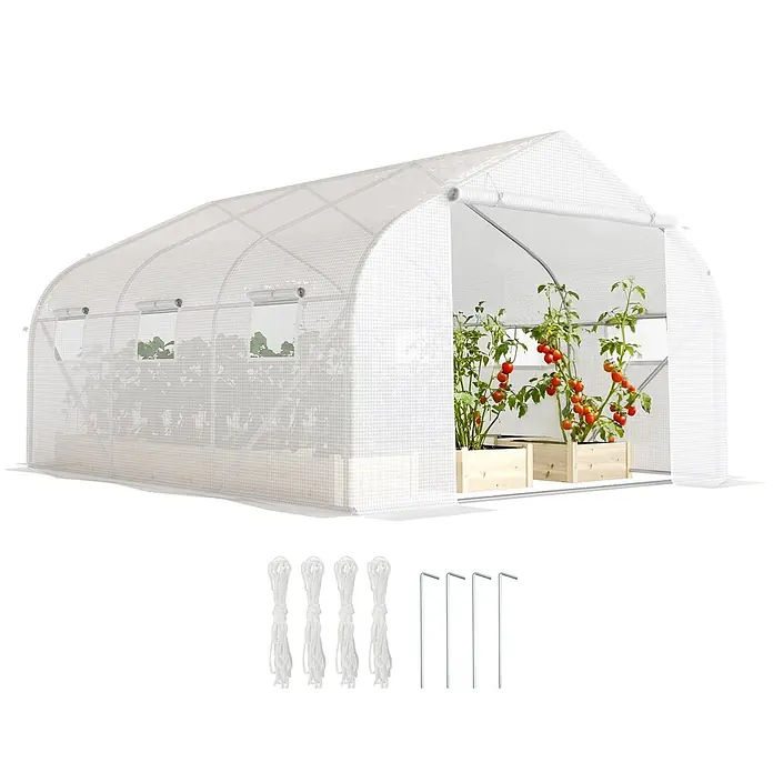 Outsunny-Foliengewächshäus-445L x 300B x 205H cm -  - Weißes, transluzentes Tunnelgewächshaus mit Netzabdeckung, zeigt Tomatenpflanzen. Seile und Erdspieße sind dabei.