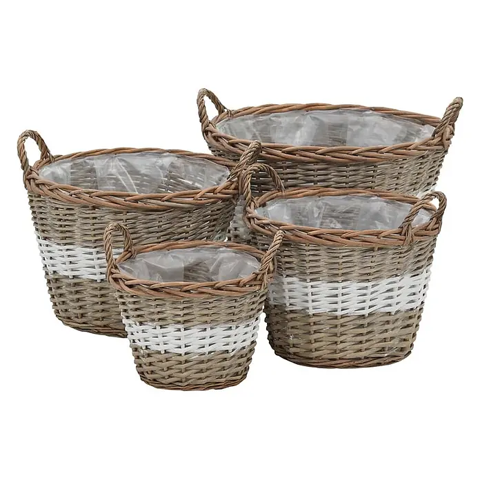 Furnicato Pflanzkübel-Set 4-teilig aus Weide, Braun und Weiß -  - Vier runde Weidenkörbe in Natur-Braun mit weißem Streifen, jeweils mit klarer Kunststoffauskleidung.