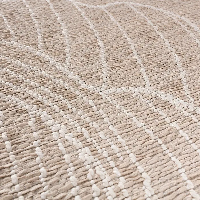 Dekoria Teppich Velvet beige/sand 120x170cm -  - Beiger Teppich mit cremfarbenem geometrischem Muster. Grob gewebte, schlingenartige Struktur.