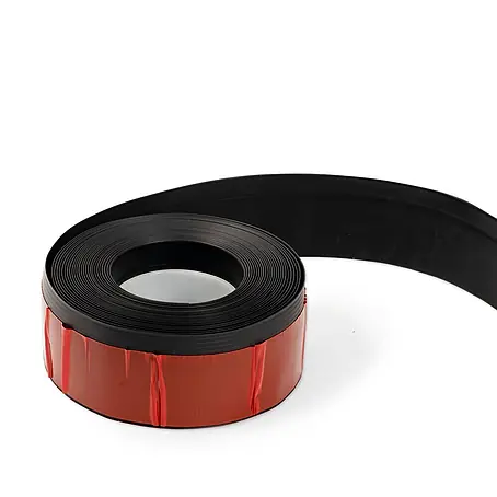 Floordirekt Selbstklebende Sockelleiste Oslo Schwarz 10 m