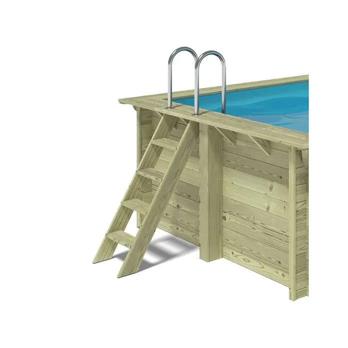 Holzpool AQUA 6.1 x 2.85 - H.1.31 m, hellblau, verschraubt -  - Rechteckiger Holz-Aufstellpool mit Holzleiter und Metallhandläufen, gefüllt mit blauem Wasser.