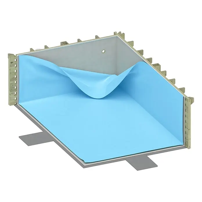 Holzpool AQUA 6.1 x 2.85 - H.1.31 m, hellblau, verschraubt -  - Blaue Poolfolie teilweise in modularer Poolstruktur installiert.