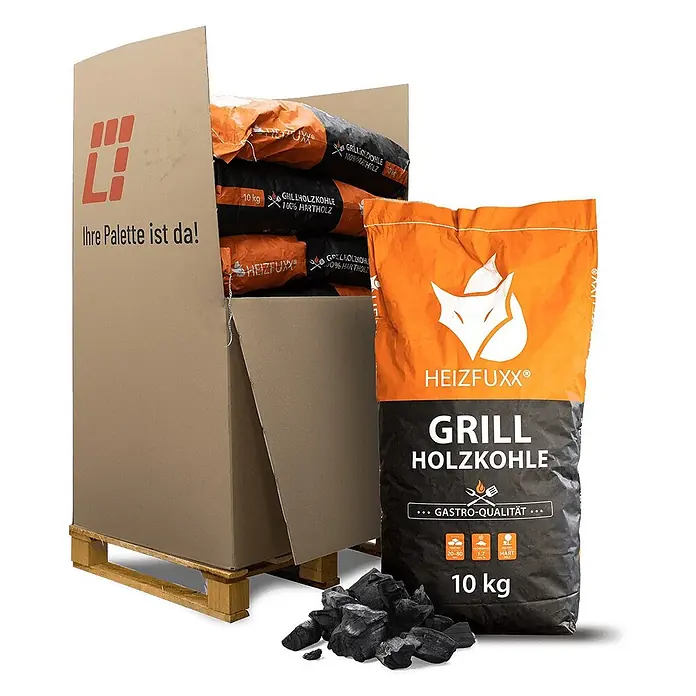 Grillholzkohle in Gastro-Qualität 10kg x 12 Sack 120kg Palette -  - Grillholzkohle: mehrere orange-schwarze Säcke in einem Karton auf einer Palette, ein Sack stehend mit loser Kohle.