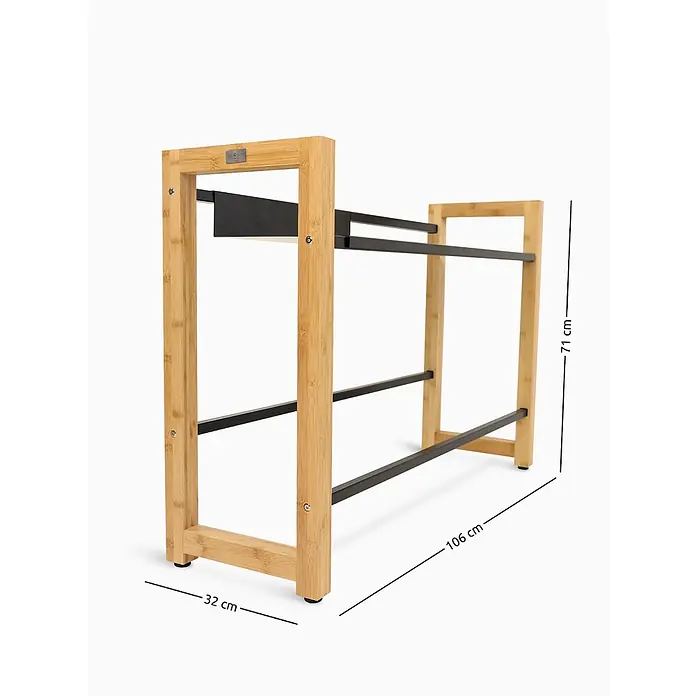 Getränkekistenregal Bambus - 4 Kisten breit -  - Schuhregal aus Bambus und schwarzem Metall, 106x32x71 cm, mehrstufiges Design.