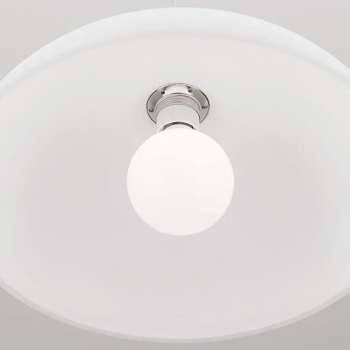 Orion Leuchten Hängelleuchte Grados Braun H 14.5 cm -  - Weiße kugelförmige Glühbirne in einer silbernen Fassung in einem weißen schalenförmigen Lampenschirm.