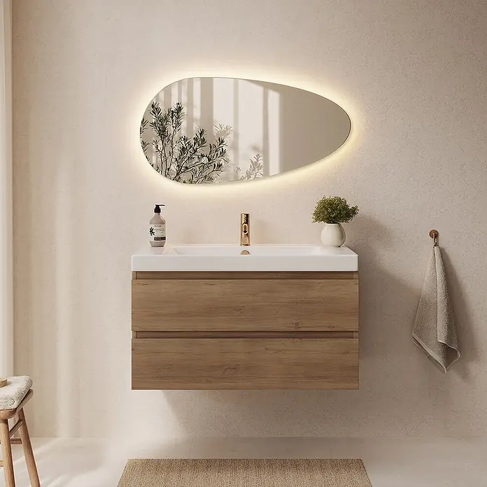LOMAZOO LED-Badspiegel Adana asymmetrisch 80 x 40,6 cm -  - Wandhängender Badunterschrank aus Holz mit weißem Waschbecken im modernen Badezimmer.