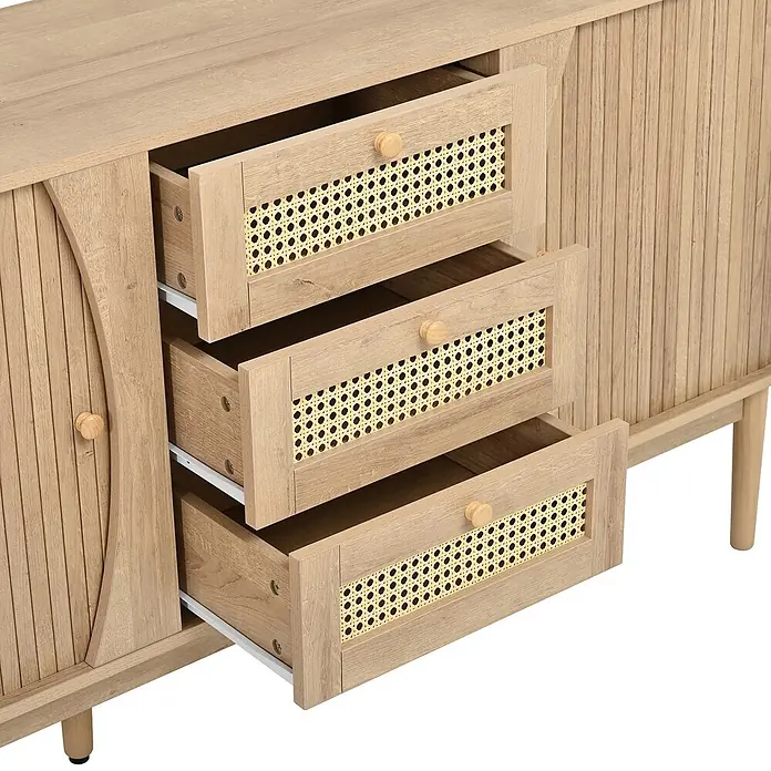 SONNENH Sideboard 141 x 40 x 77 cm, Natur -  - Helles Holzschränkchen mit drei offenen Schubladen, Rattan-Geflecht und geriffelter Tür.