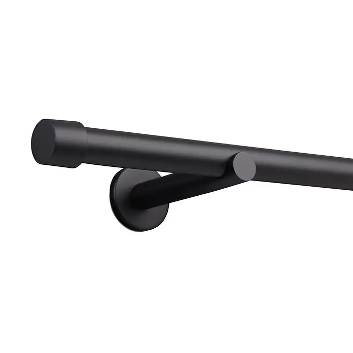 Gardinenstangen-Set Länge 400cm Ø 25mm Style Metall Schwarz-matt Cap -  - Mattschwarze Gardinenstange mit runder Endkappe und Wandhalterung.