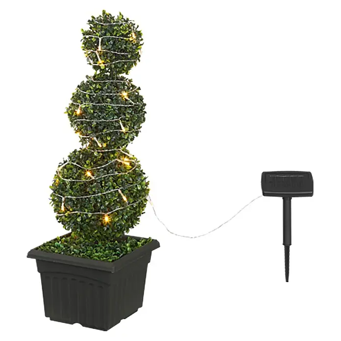 Globo Solar-Lichterkette - 20 m, IP44, Lichtfarbe: Warmweiß - Solarbetriebener Buchsbaum-Topiary mit Lichterkette in einem schwarzen Topf. Ein dekoratives und umweltfreundliches Element für jeden Garten.