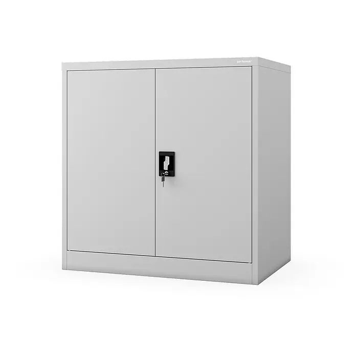 Jan Nowak Metallschrank BEATA D600 für Büro/Werkstatt, 93x90x60 cm, grau -  - Hellgrauer Metallschrank mit zwei Türen und einem schwarzen Schloss mit Schlüssel.