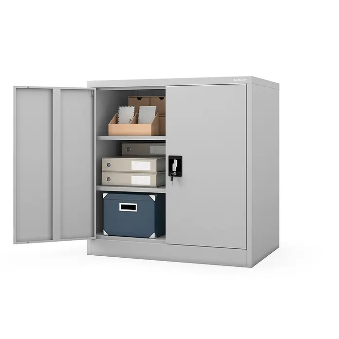 Jan Nowak Metallschrank BEATA D600 für Büro/Werkstatt, 93x90x60 cm, grau -  - Hellgrauer Metall-Büroschrank mit zwei Türen, eine offen mit Regalen und Büromaterial.