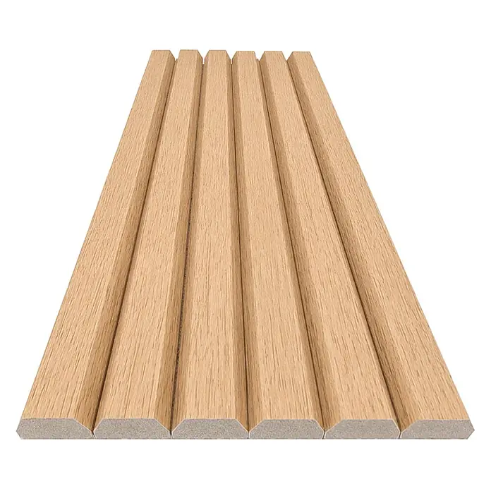 Dioco Panel de pared Flexible Nexus - Marrón, 260 cm x 29 cm x 12 mm, 2 ud. - Paneles de pared acanalados de madera marrón claro, mostrando la veta de la madera y núcleo de MDF.