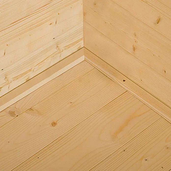 Weka Bodenplatte - Fichte, Passend für: Weka Gartenhaus Colore 1 - Detailansicht einer hellen, naturbelassenen Holzvertäfelung mit Maserung und Astlöchern, die eine warme, rustikale Atmosphäre erzeugt.