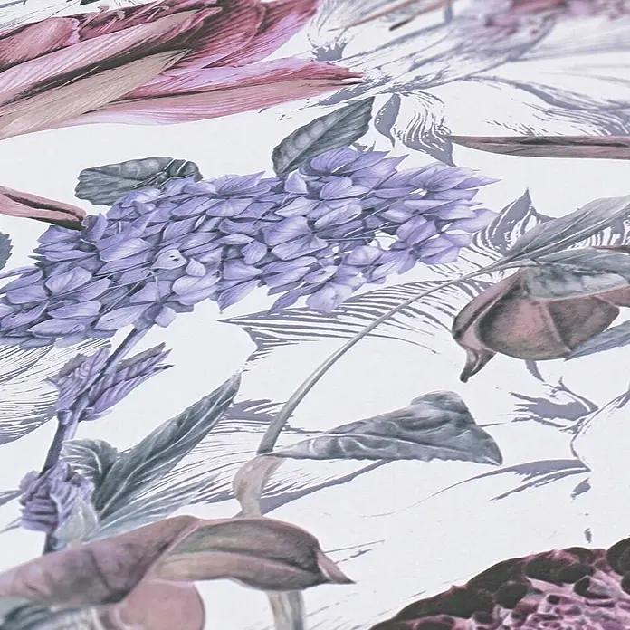 Tapete Dschungel Enrico M1-No.773 Vliestapete Weiß Lila Blumenoptik Floral -  - Üppiges botanisches Muster mit lila und rosa Blumen und Blättern.
