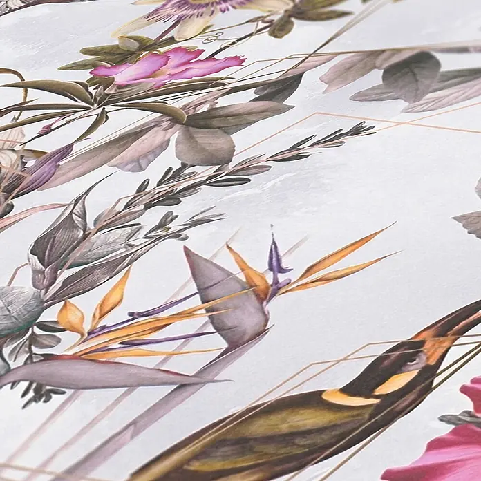 Tapete Tiere Maria M1-No.793 Vliestapete Weiß Grün Blumenoptik Dschungel -  - Lebhaftes botanisches Muster mit rosa, violetten und orangefarbenen tropischen Blumen, grünen Blättern und zarten goldenen geometrischen Linien.