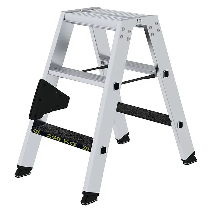 Stufen-Stehleiter 250 kg beidseitig begehbar mit clip-step R13 2x3 Stufen -  - Silberne Aluminium-Zweistufenleiter mit schwarzen rutschfesten Tritten, Tragkraft 250 kg.