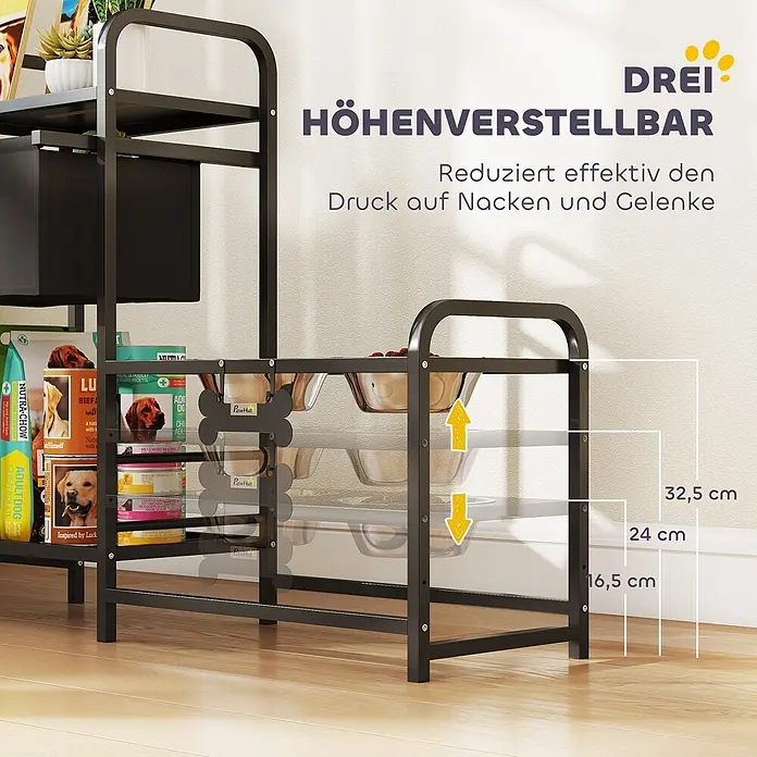 PawHut Futternapfstation Schwarz 89,5L x 27B x 74H cm -  - Schwarze Futterstation aus Metall für Haustiere mit höhenverstellbaren Näpfen in drei Positionen und einem Seitenregal für Tierzubehör, mit Futter gezeigt.