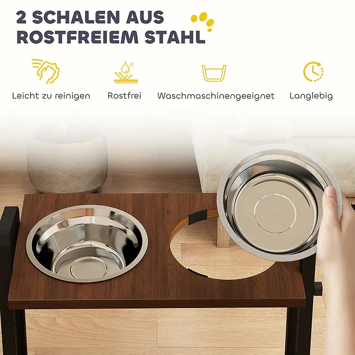 PawHut Futternapfstation Braun 48L x 26B x 36,5H cm -  - Eine Doppelnapf-Futterstation mit Edelstahlschalen in dunklem Holzständer, eine Schale wird von einer Hand eingesetzt.