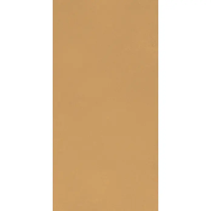 Feinsteinzeug in farbiger gelber Betonoptik 60x120 - Italienische Fliesen -  - Texturierte hellbraune Oberfläche.