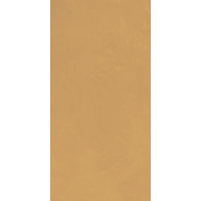 Feinsteinzeug in farbiger gelber Betonoptik 60x120 - Italienische Fliesen -  - Texturierte beigefarbene Oberfläche.