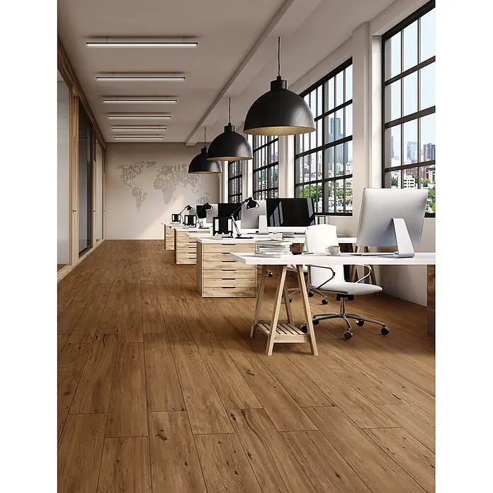 Feinsteinzeug in matter roher Nussbaumholzoptik 30x120 - Ital. Fliesen - 