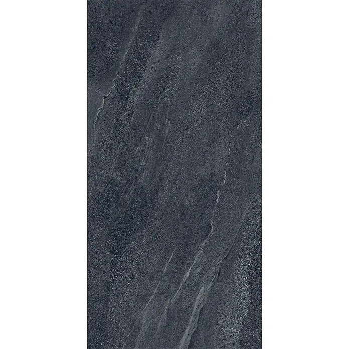Feinsteinzeug in schwarzer Steinoptik 30x60 - Italienische Fliesen -  - Dunkelgraue, texturierte Fliese in Steinoptik mit feinen körnigen Details und subtilen helleren Äderungen.